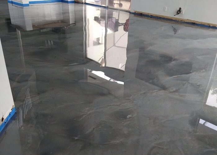 Commercial metallic epoxy floor coatings contractor in Miami, Florida.