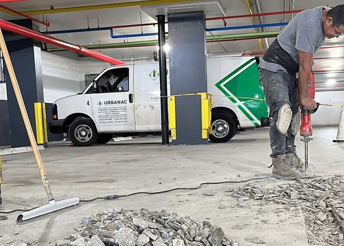 Concrete floor demolition and removal in Miami, Fl for commercial and industrial projects